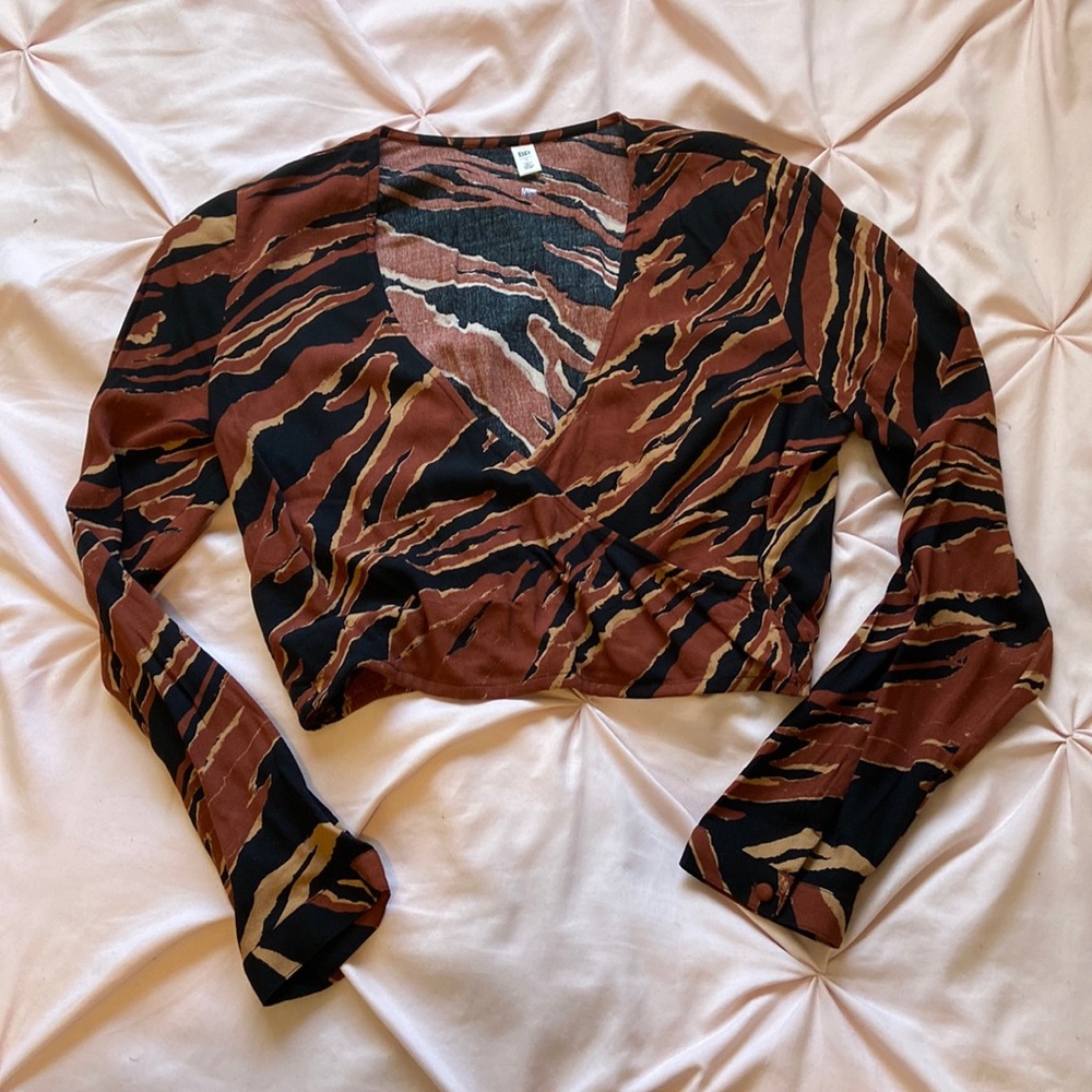 Deep red zebra print long sleeve crop top